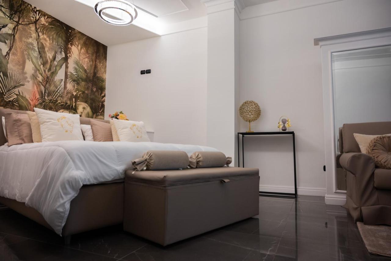 Nm Luxury Suites ปอมเปอี ภายนอก รูปภาพ