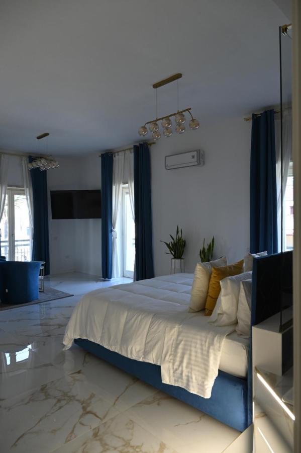 Nm Luxury Suites ปอมเปอี ภายนอก รูปภาพ